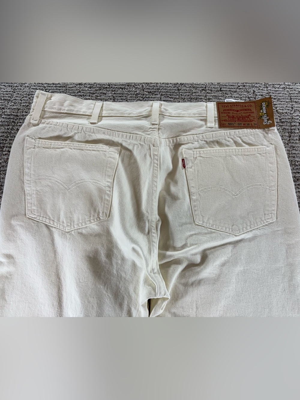 NEW Levi's x Denim Tears 501 Original Fit Men's 36/34 Cream Colored Jeans - Picture 14 of 14